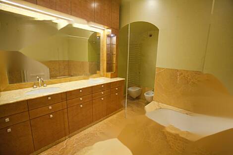 Квартира с четырьмя комнатами в центральной части Старого города: 7