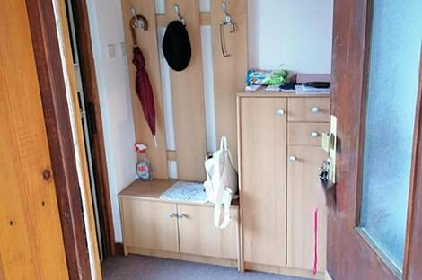 Шишка Дом с тремя комнатами: 6