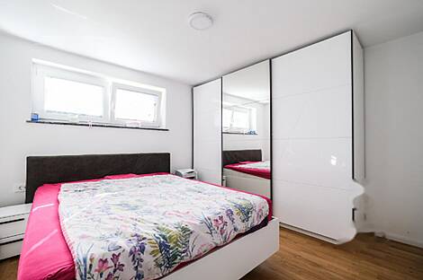 Квартира с четырьмя комнатами: 4