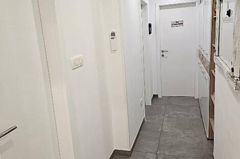 Квартира в Сежане с двумя комнатами: 25