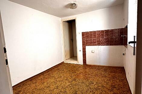 Квартира с одной комнатой в центральной части Изолы: 5