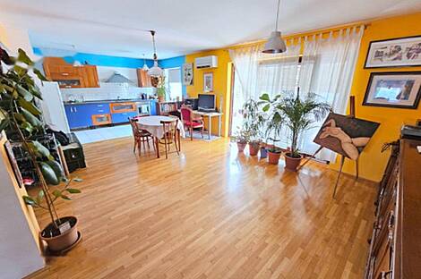 Трёхкомнатная квартира в Копере: 1