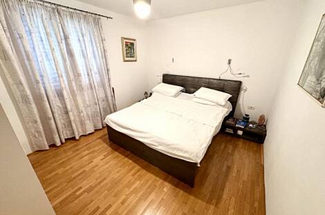 Квартира с четырьмя комнатами в Хрватини.: 8