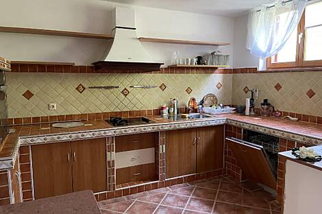 Квартира с четырьмя комнатами в Анкаране: 4