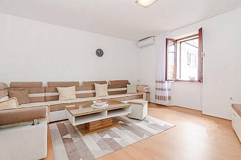 Трехкомнатная квартира в Пиране: 8