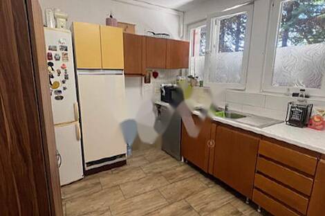 4-комнатная квартира в Шкофие: 13