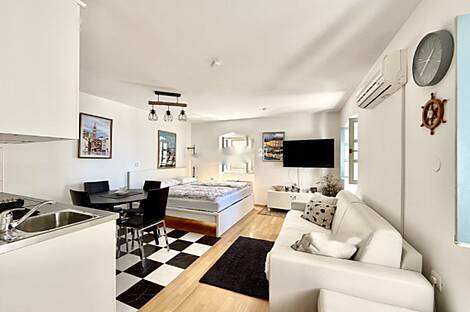 Студийная квартира на улице Жупанчичева: 1