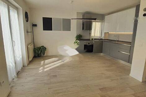 Плавье: квартира с двумя комнатами: 4