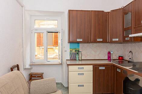 Квартира в Пиран с двумя комнатами: 6