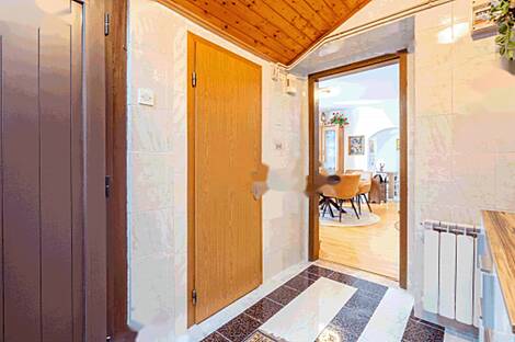 Квартира в Изоле с четырьмя комнатами: 2