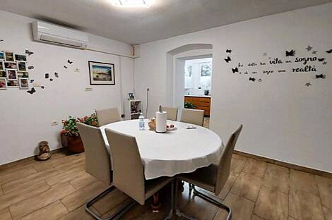 Квартира с двумя комнатами в Споднее Шкофие: 9