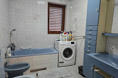 Копер: квартира с двумя комнатами.: 9