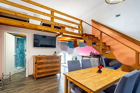 Квартира в Пиране с пятью и более комнатами: 14