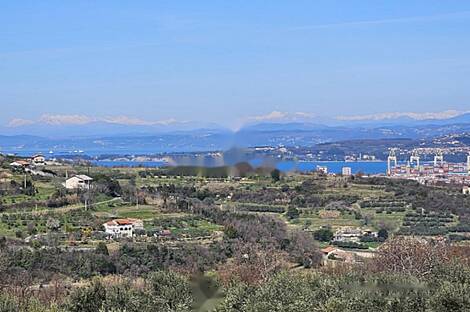 Квартира с четырьмя комнатами Копер: 25