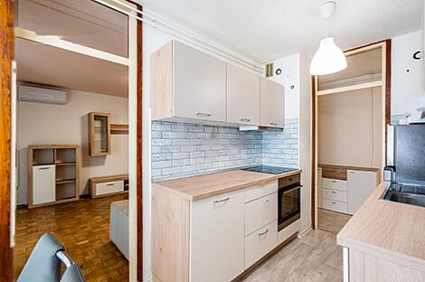 Квартира в Копере с двумя комнатами: 9