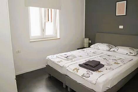 Трехкомнатная квартира на Копер.: 8