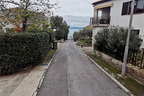 Квартира в Изоле с четырьмя комнатами: 1