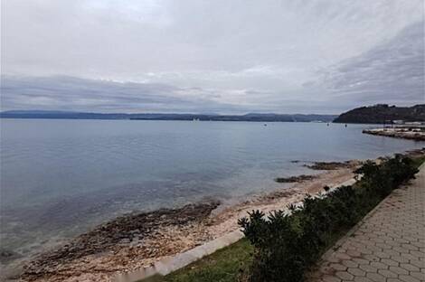 Квартира в Изоле с четырьмя комнатами: 5