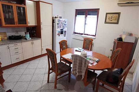 Квартира в Изоле с четырьмя комнатами: 15