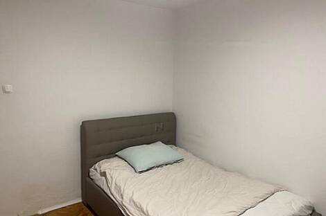 Квартира с тремя комнатами, недавно построена.: 17