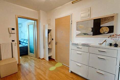 Жилье в Копре: 16