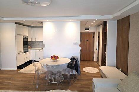 Квартира с четырьмя комнатами в непосредственной близости от начальной школы в Луции.: 9