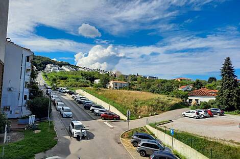 Марковец располагает двухкомнатной квартирой.: 1