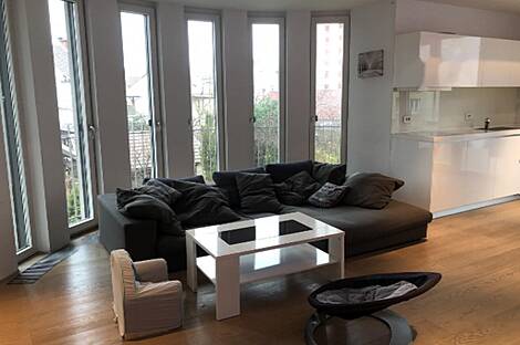 Дом находится в Любляне, район Мосте.: 5