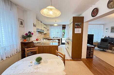 Квартира, Трново: 7