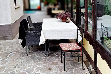 Здание, Явор, Любляна, Добрунье: 6