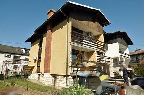 Дом на две квартиры в Нове-Ярше: 17