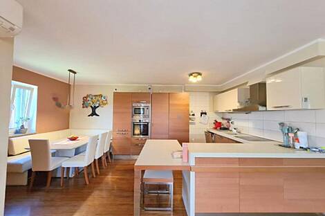 Дом с верандой в Хроватине: 7