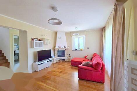 Дом с верандой в Хроватине: 8