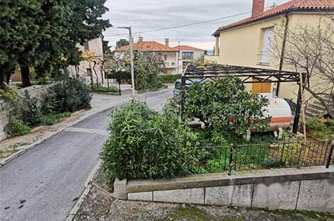 Изола, дом: 9