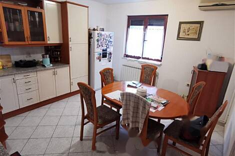 Изола, дом: 22