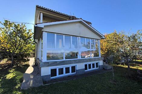 Дом, Хрватины: 3