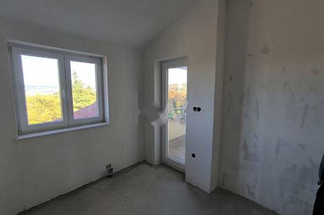 Дом, Хрватины: 13