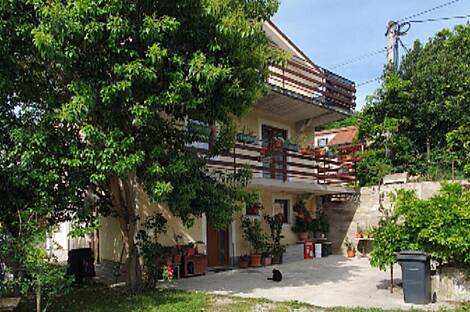 Дом Драгонья в три этажа: 1