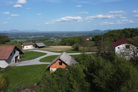 Участок земли, ферма Здоле.: 2