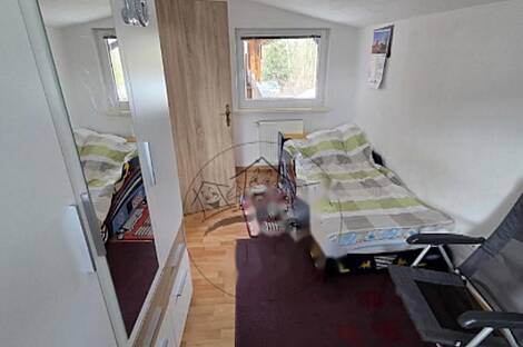 Дом, Любляна, Виќ, пригород Трново: 4