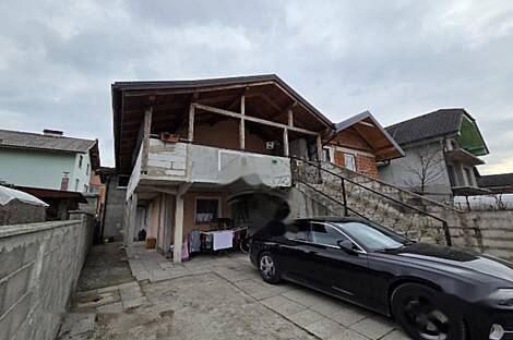 Дом, Любляна, Виќ, пригород Трново: 24