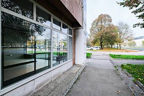 Торговая площадь Дравле: 12