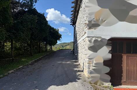 Отель с заведением общественного питания: 24