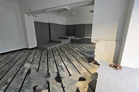 Торговое помещение в центре: 4