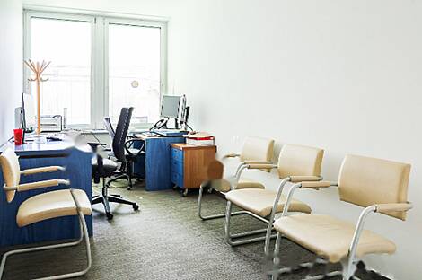 Квартира в центральной части города используемая для коммерческих целей: 11