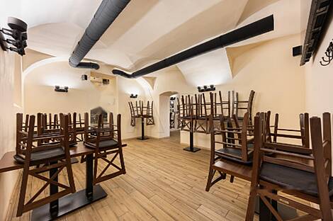 Квартира коммерческого назначения в центральной части города: 3