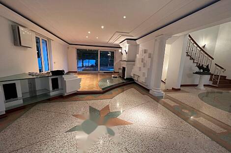 Дом с террасой в Чернучи: 13