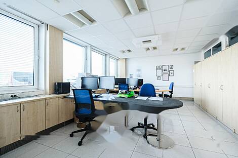 Коммерческая площадь, хранилище Стење: 1