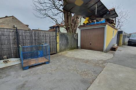 Бежиградское коммерческое помещение: 13