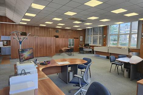 Магазин в центральной части города: 3